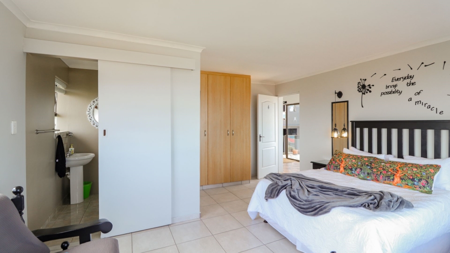  Bedroom Property for Sale in Dana Bay Western Cape